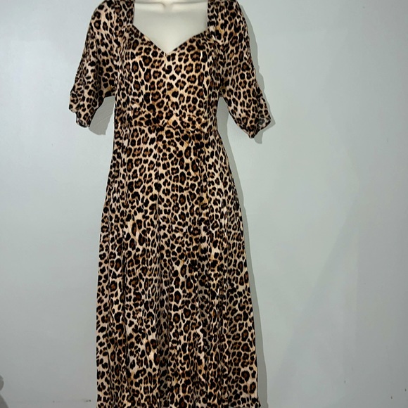 Torrid leopard print dress size 1 - Picture 3 of 8